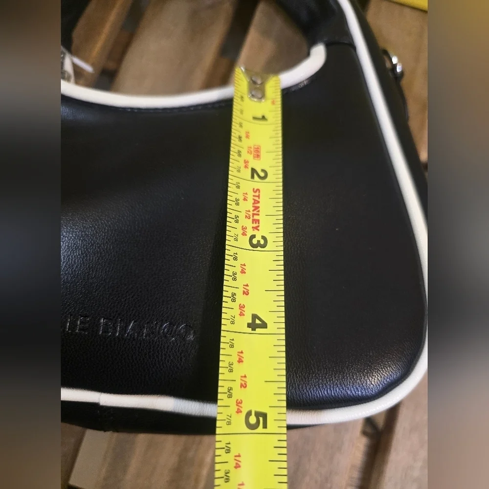Melie Bianco chic hobo